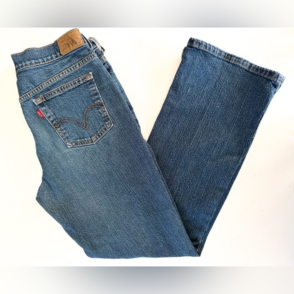Levi’s 515 Boot Cut Blue Jeans | 8 Short